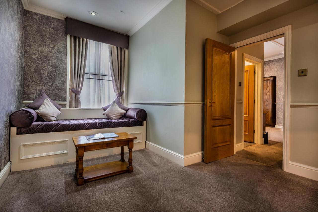 The Swan Hotel, Stafford, Staffordshire Esterno foto